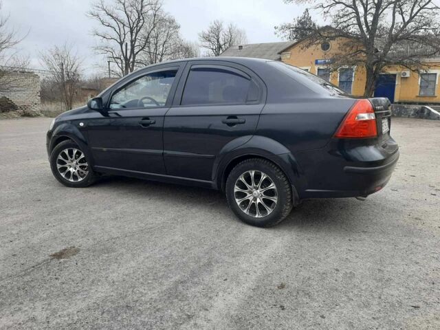 Черный Шевроле Авео, объемом двигателя 1.5 л и пробегом 162 тыс. км за 3650 $, фото 3 на Automoto.ua