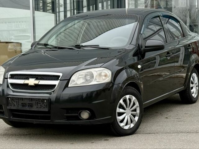 Черный Шевроле Авео, объемом двигателя 1.5 л и пробегом 220 тыс. км за 3800 $, фото 5 на Automoto.ua