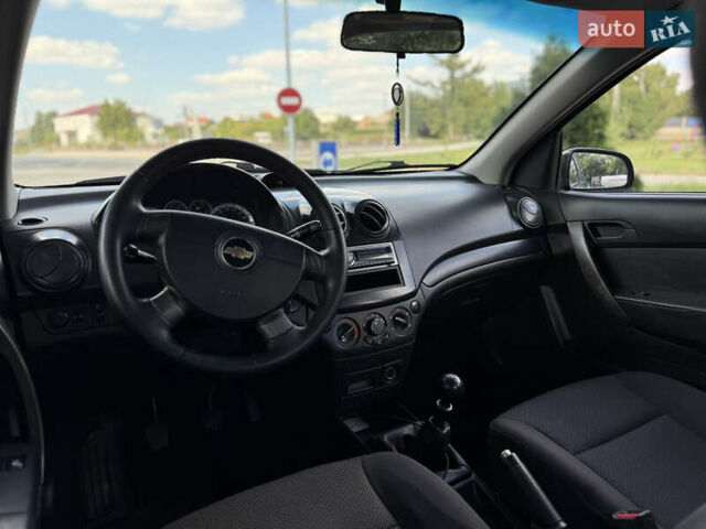 Черный Шевроле Авео, объемом двигателя 1.5 л и пробегом 127 тыс. км за 3899 $, фото 14 на Automoto.ua
