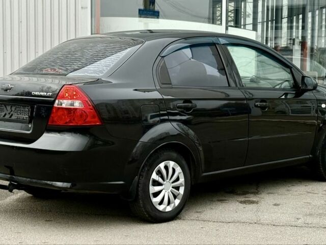 Черный Шевроле Авео, объемом двигателя 1.5 л и пробегом 220 тыс. км за 3800 $, фото 3 на Automoto.ua