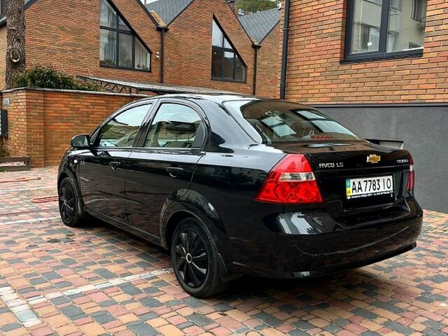 Шевроле Авео 2010 в Киеве на Automoto.ua Черный Шевроле Авео, объемом двигателя 1.5 л и пробегом 69 тыс. км за 5300 $, фото 4 на Automoto.ua