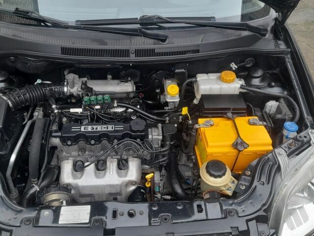 Черный Шевроле Авео, объемом двигателя 1.5 л и пробегом 139 тыс. км за 4950 $, фото 7 на Automoto.ua