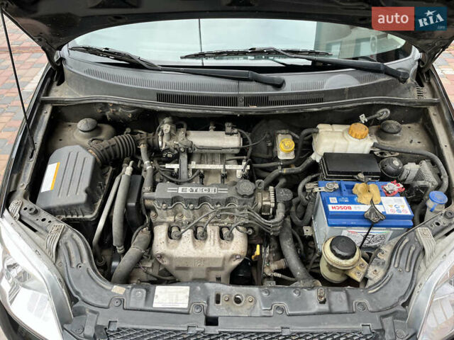 Шевроле Авео 2010 в Киеве на Automoto.ua Черный Шевроле Авео, объемом двигателя 1.5 л и пробегом 69 тыс. км за 5300 $, фото 14 на Automoto.ua