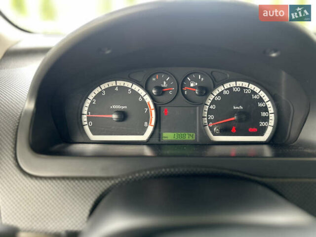 Черный Шевроле Авео, объемом двигателя 1.5 л и пробегом 138 тыс. км за 3500 $, фото 10 на Automoto.ua
