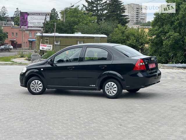 Черный Шевроле Авео, объемом двигателя 1.4 л и пробегом 210 тыс. км за 4750 $, фото 5 на Automoto.ua