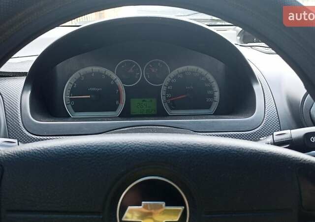 Чорний Шевроле Авео, об'ємом двигуна 1.5 л та пробігом 240 тис. км за 4965 $, фото 5 на Automoto.ua