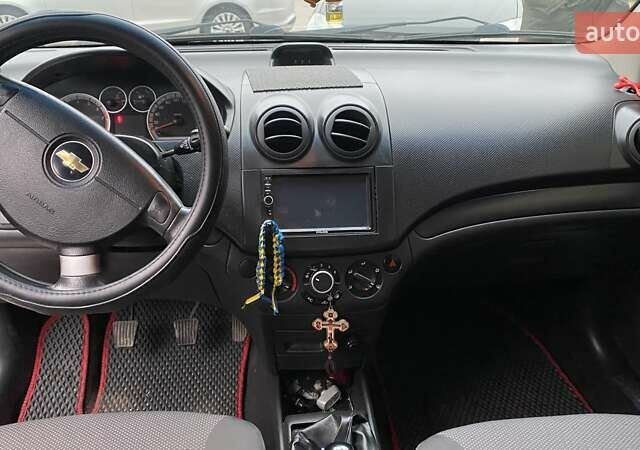 Черный Шевроле Авео, объемом двигателя 1.5 л и пробегом 136 тыс. км за 4100 $, фото 3 на Automoto.ua