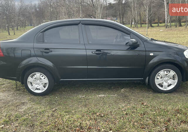 Черный Шевроле Авео, объемом двигателя 1.5 л и пробегом 138 тыс. км за 4800 $, фото 5 на Automoto.ua