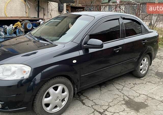 Черный Шевроле Авео, объемом двигателя 1.5 л и пробегом 136 тыс. км за 4100 $, фото 5 на Automoto.ua