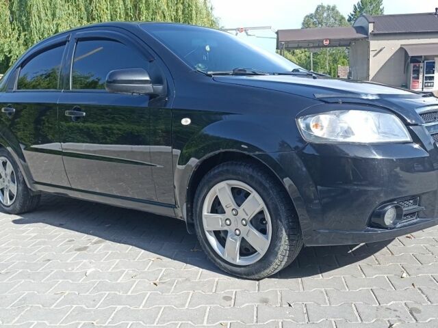 Черный Шевроле Авео, объемом двигателя 1.5 л и пробегом 240 тыс. км за 4965 $, фото 1 на Automoto.ua