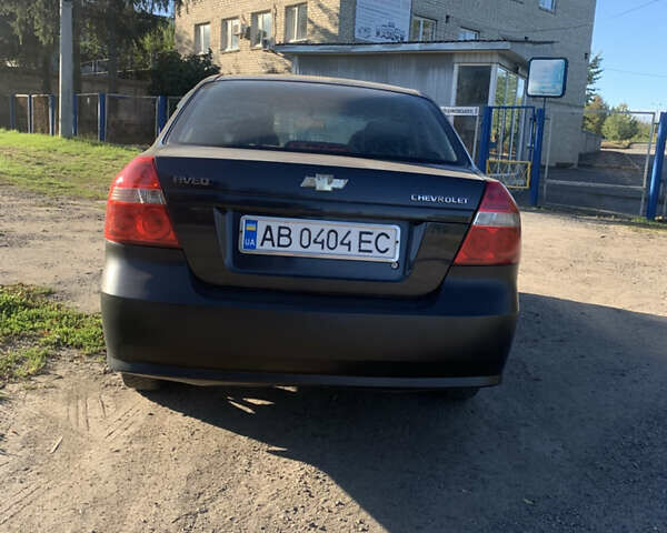 Черный Шевроле Авео, объемом двигателя 1.5 л и пробегом 310 тыс. км за 2700 $, фото 5 на Automoto.ua