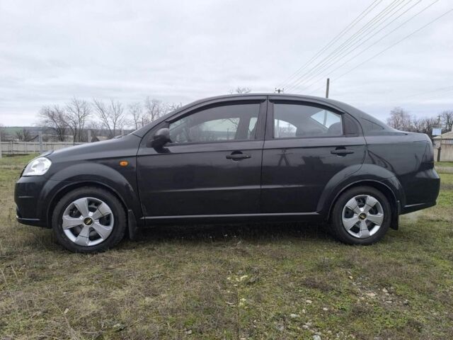 Черный Шевроле Авео, объемом двигателя 1.5 л и пробегом 198 тыс. км за 3100 $, фото 1 на Automoto.ua