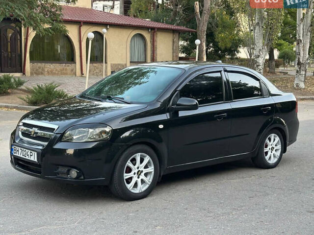 Черный Шевроле Авео, объемом двигателя 1.5 л и пробегом 180 тыс. км за 4350 $, фото 2 на Automoto.ua