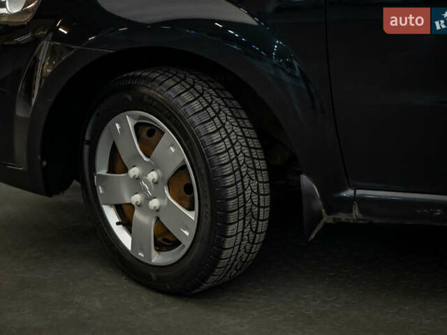 Шевроле Авео 2011 в Киеве на Automoto.ua Черный Шевроле Авео, объемом двигателя 1.5 л и пробегом 85 тыс. км за 5083 $, фото 6 на Automoto.ua