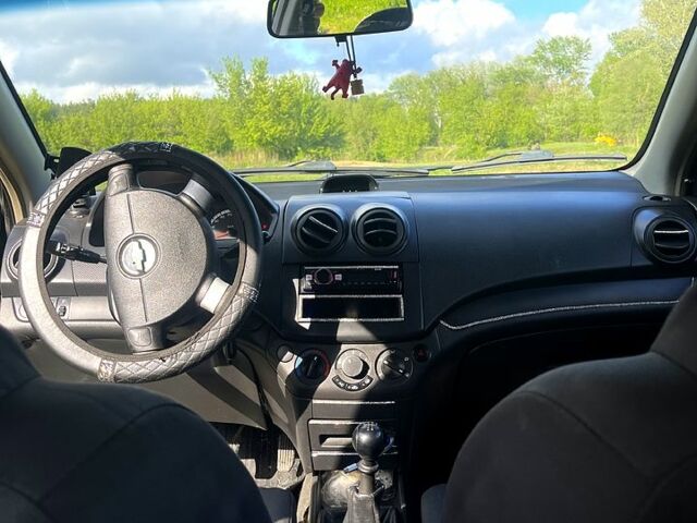 Черный Шевроле Авео, объемом двигателя 1.5 л и пробегом 273 тыс. км за 4300 $, фото 8 на Automoto.ua