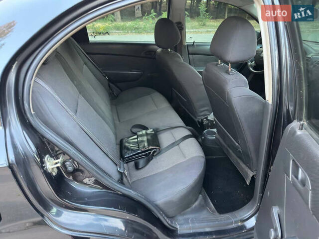 Черный Шевроле Авео, объемом двигателя 1.5 л и пробегом 180 тыс. км за 4350 $, фото 21 на Automoto.ua
