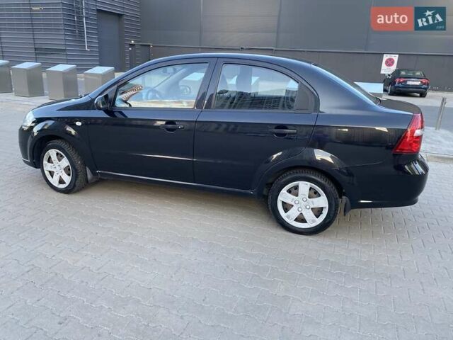 Черный Шевроле Авео, объемом двигателя 1.5 л и пробегом 32 тыс. км за 7500 $, фото 4 на Automoto.ua