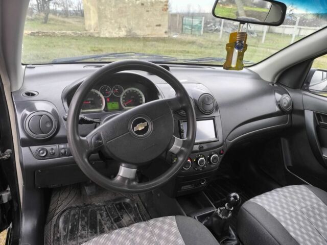 Черный Шевроле Авео, объемом двигателя 1.5 л и пробегом 198 тыс. км за 3100 $, фото 5 на Automoto.ua