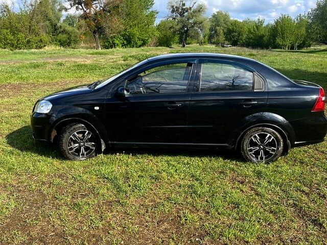 Черный Шевроле Авео, объемом двигателя 1.5 л и пробегом 273 тыс. км за 4300 $, фото 3 на Automoto.ua