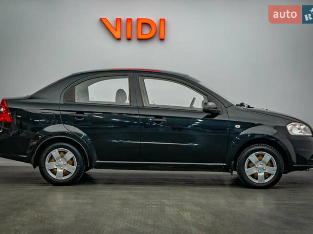 Шевроле Авео 2011 в Киеве на Automoto.ua Черный Шевроле Авео, объемом двигателя 1.5 л и пробегом 85 тыс. км за 5083 $, фото 3 на Automoto.ua