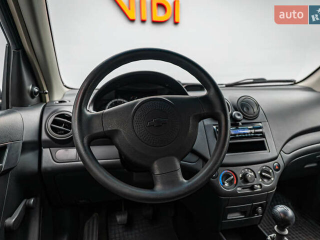 Шевроле Авео 2011 в Киеве на Automoto.ua Черный Шевроле Авео, объемом двигателя 1.5 л и пробегом 85 тыс. км за 5083 $, фото 10 на Automoto.ua