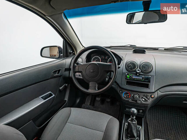 Шевроле Авео 2011 в Киеве на Automoto.ua Черный Шевроле Авео, объемом двигателя 1.5 л и пробегом 85 тыс. км за 5083 $, фото 9 на Automoto.ua