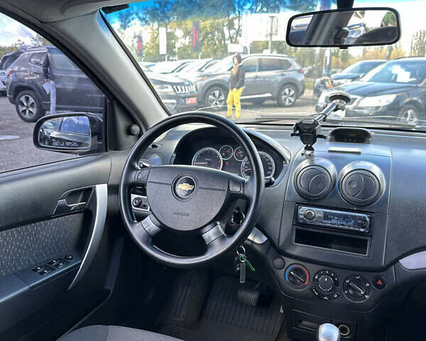 Черный Шевроле Авео, объемом двигателя 1.5 л и пробегом 89 тыс. км за 5000 $, фото 12 на Automoto.ua
