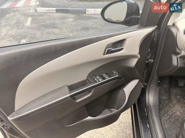 Шевроле Авео 2012 в Харькове на Automoto.ua Черный Шевроле Авео, объемом двигателя 1.6 л и пробегом 181 тыс. км за 5400 $, фото 15 на Automoto.ua