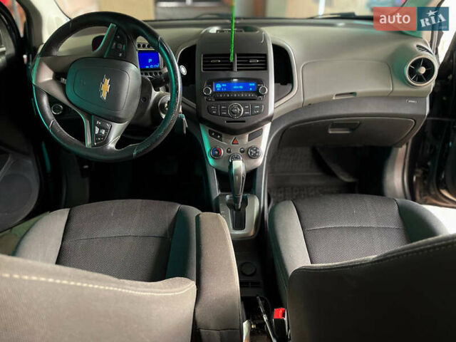 Чорний Шевроле Авео, об'ємом двигуна 1.6 л та пробігом 101 тис. км за 7200 $, фото 8 на Automoto.ua