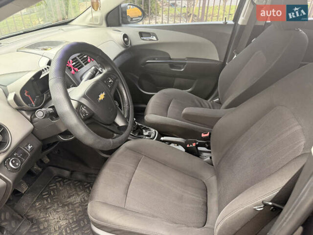 Шевроле Авео 2012 в Харькове на Automoto.ua Черный Шевроле Авео, объемом двигателя 1.6 л и пробегом 181 тыс. км за 5400 $, фото 12 на Automoto.ua