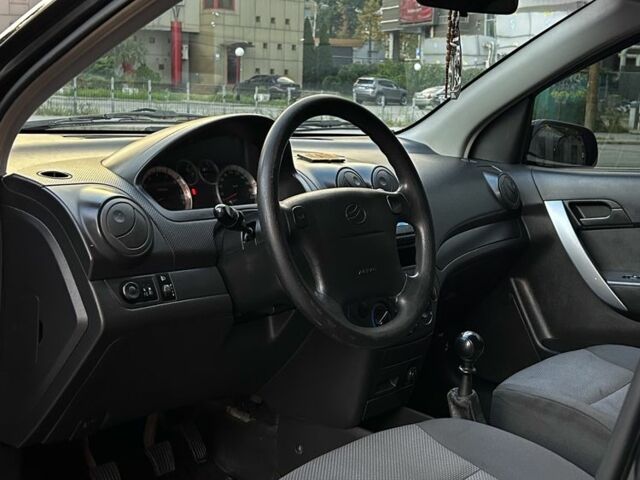 Черный Шевроле Авео, объемом двигателя 1.5 л и пробегом 187 тыс. км за 4100 $, фото 7 на Automoto.ua