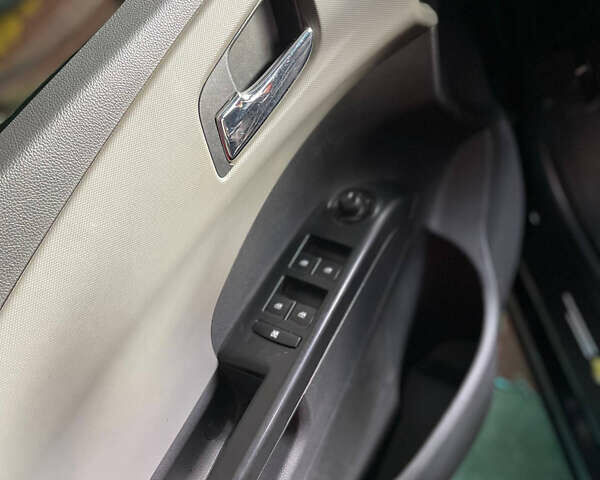 Чорний Шевроле Авео, об'ємом двигуна 1.6 л та пробігом 101 тис. км за 7200 $, фото 10 на Automoto.ua