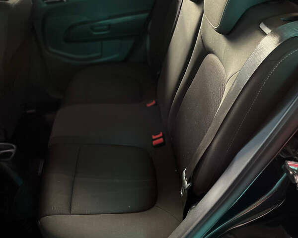 Чорний Шевроле Авео, об'ємом двигуна 1.6 л та пробігом 101 тис. км за 7200 $, фото 12 на Automoto.ua