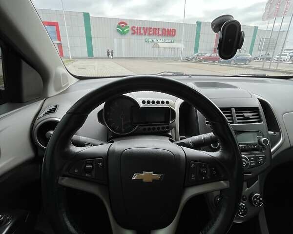 Черный Шевроле Авео, объемом двигателя 1.6 л и пробегом 170 тыс. км за 6100 $, фото 27 на Automoto.ua
