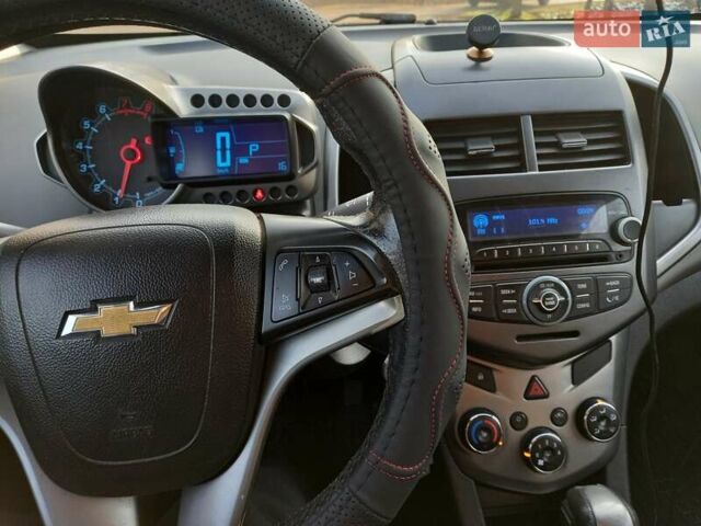 Черный Шевроле Авео, объемом двигателя 1.6 л и пробегом 156 тыс. км за 6400 $, фото 14 на Automoto.ua