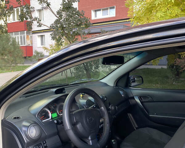 Черный Шевроле Авео, объемом двигателя 1.5 л и пробегом 167 тыс. км за 4000 $, фото 7 на Automoto.ua