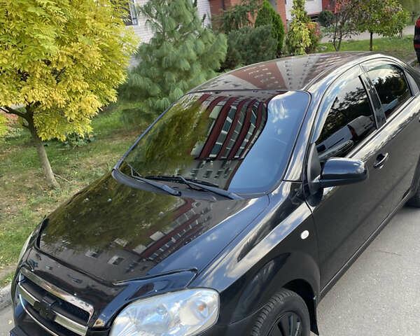 Черный Шевроле Авео, объемом двигателя 1.5 л и пробегом 167 тыс. км за 4000 $, фото 2 на Automoto.ua