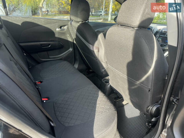 Чорний Шевроле Авео, об'ємом двигуна 1.4 л та пробігом 200 тис. км за 6300 $, фото 15 на Automoto.ua