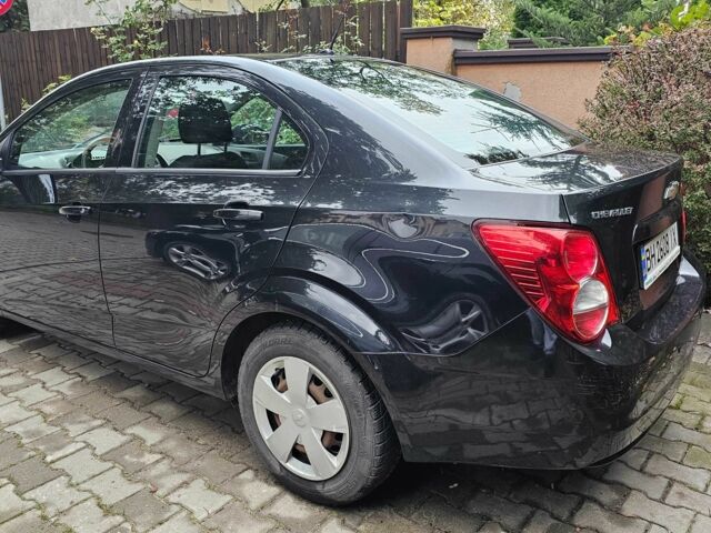 Черный Шевроле Авео, объемом двигателя 1.4 л и пробегом 98 тыс. км за 5500 $, фото 3 на Automoto.ua
