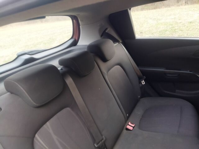 Коричневый Шевроле Авео, объемом двигателя 1.4 л и пробегом 200 тыс. км за 3600 $, фото 6 на Automoto.ua