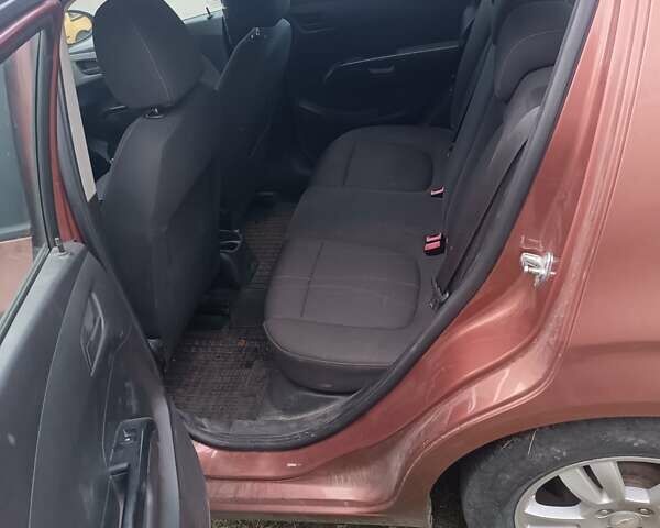 Шевроле Авео 2011 в Днепре (Днепропетровске) на Automoto.ua Коричневый Шевроле Авео, объемом двигателя 1.4 л и пробегом 215 тыс. км за 1600 $, фото 3 на Automoto.ua