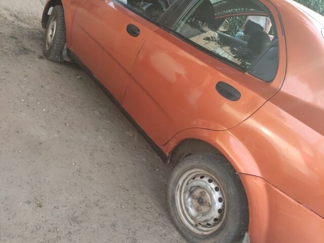 Коричневий Шевроле Авео, об'ємом двигуна 1.5 л та пробігом 300 тис. км за 1850 $, фото 1 на Automoto.ua