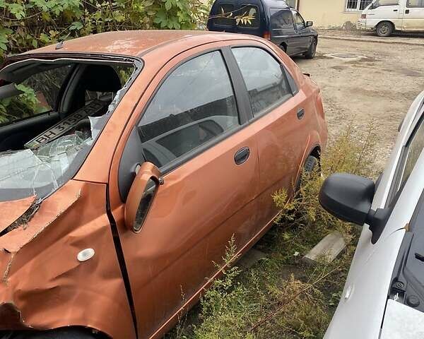 Коричневый Шевроле Авео, объемом двигателя 1.5 л и пробегом 190 тыс. км за 1100 $, фото 12 на Automoto.ua