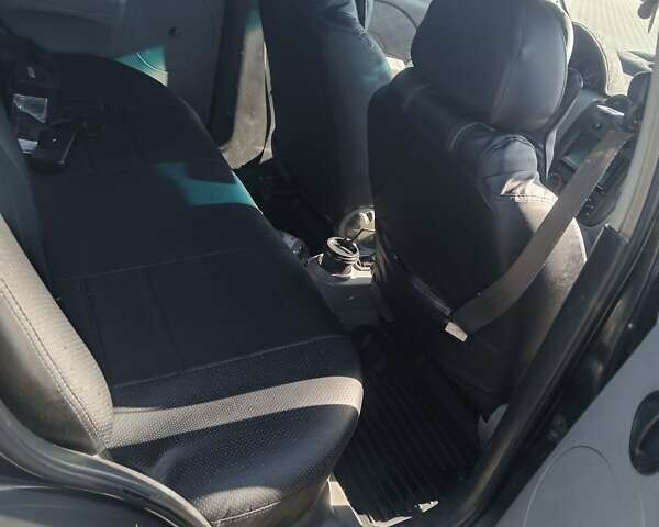 Коричневый Шевроле Авео, объемом двигателя 1.5 л и пробегом 130 тыс. км за 4000 $, фото 9 на Automoto.ua