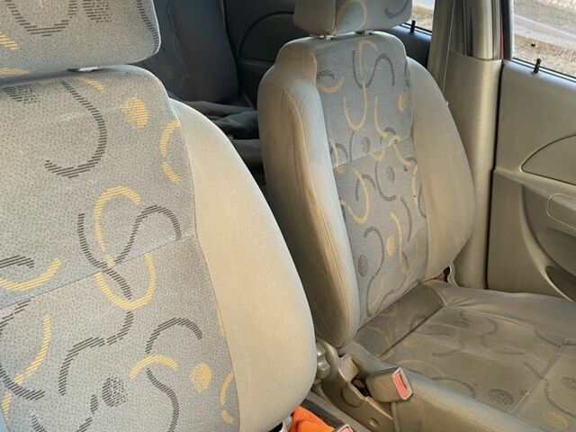 Красный Шевроле Авео, объемом двигателя 1.2 л и пробегом 180 тыс. км за 1450 $, фото 9 на Automoto.ua