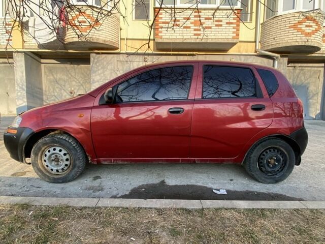 Красный Шевроле Авео, объемом двигателя 1.2 л и пробегом 180 тыс. км за 1450 $, фото 3 на Automoto.ua