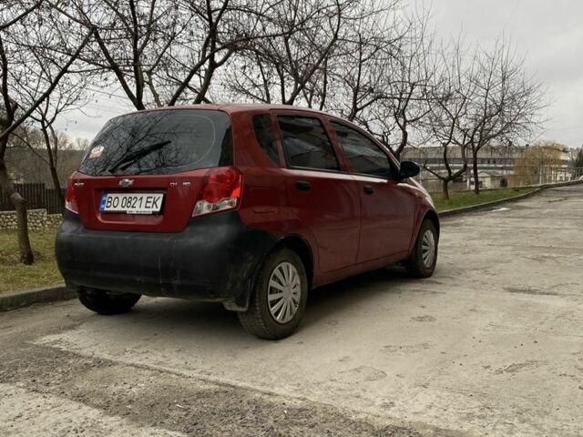 Красный Шевроле Авео, объемом двигателя 1.2 л и пробегом 180 тыс. км за 1450 $, фото 1 на Automoto.ua