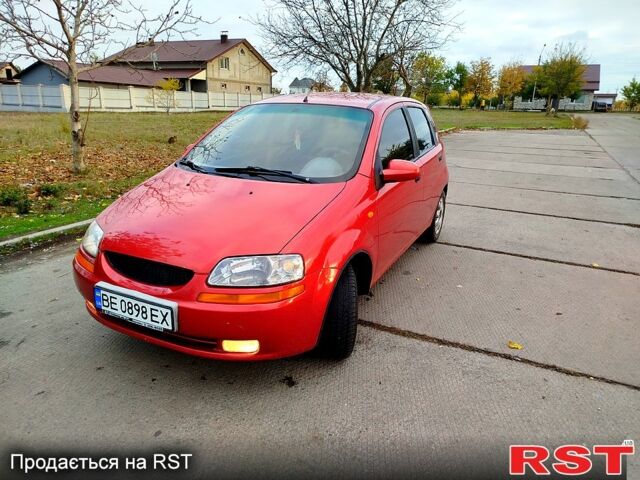Червоний Шевроле Авео, об'ємом двигуна 1.5 л та пробігом 273 тис. км за 3700 $, фото 1 на Automoto.ua