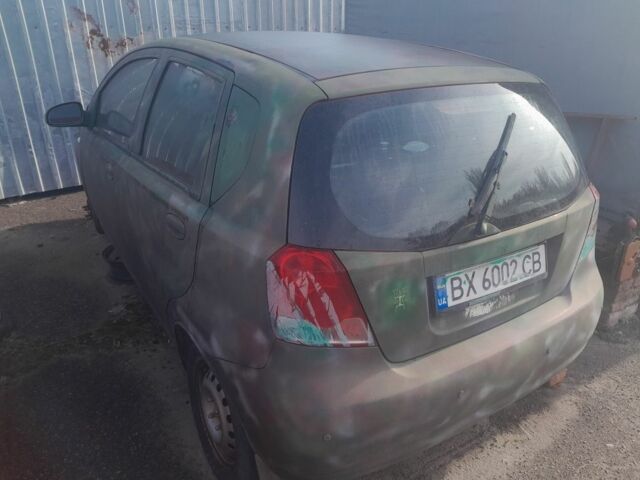 Шевроле Авео 2005 в Кропивницком (Кировограде) на Automoto.ua Красный Шевроле Авео, объемом двигателя 0 л и пробегом 177 тыс. км за 1200 $, фото 3 на Automoto.ua