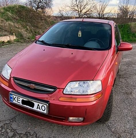 Красный Шевроле Авео, объемом двигателя 1.5 л и пробегом 281 тыс. км за 2900 $, фото 9 на Automoto.ua